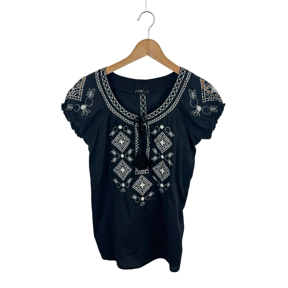 Fylo Embroidered Peasant Top